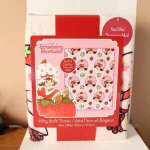 Classic Strawberry Shortcake  Silky Soft Throw 40" x 50"
